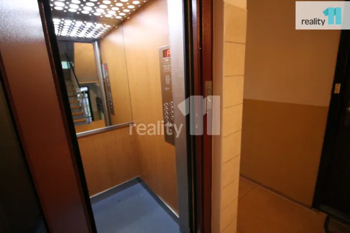 Pronájem bytu 2+1, Česká Lípa, Červeného kříže, 56 m2