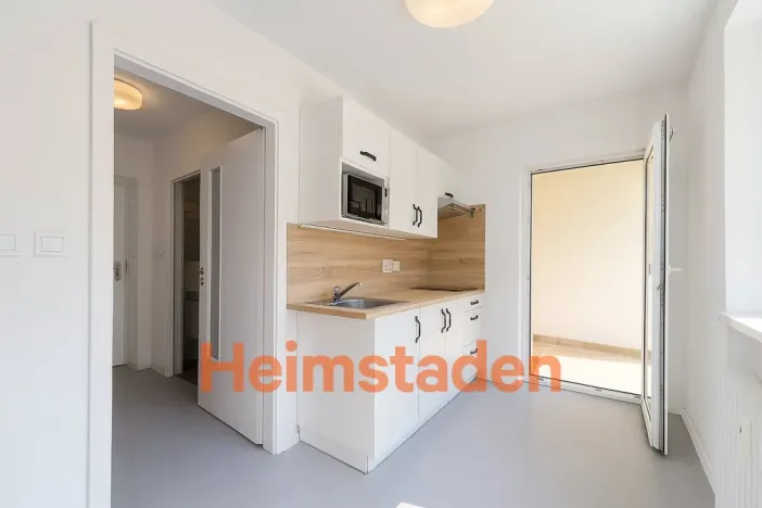 Pronájem bytu 1+kk, Havířov - Šumbark, Opletalova, 29 m2