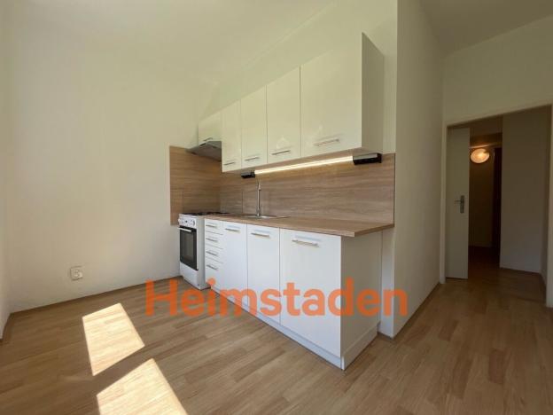 Pronájem bytu 1+1, Havířov - Město, Národní třída, 35 m2
