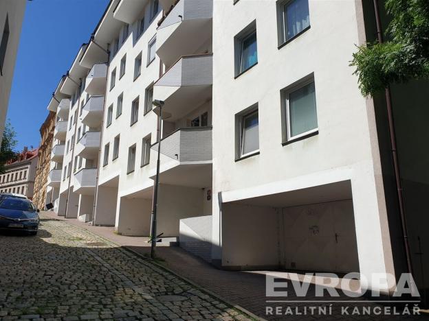Pronájem bytu 1+kk, Liberec - Liberec II-Nové Město, Truhlářská, 36 m2