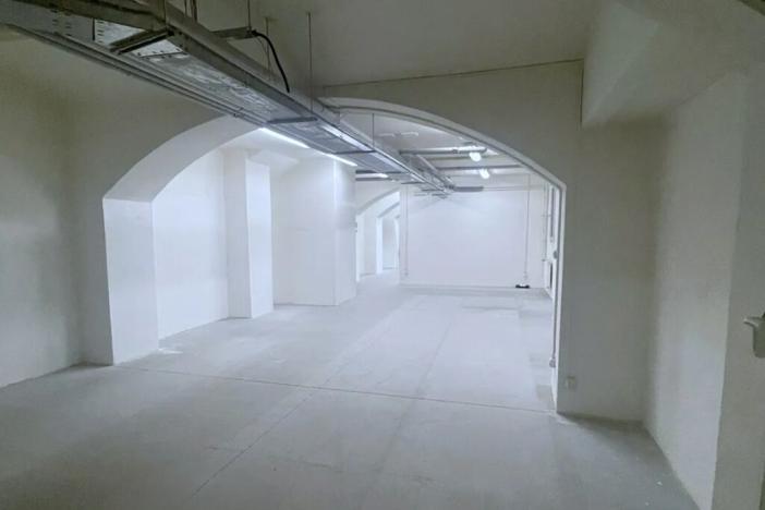 Pronájem skladu, Brno, Moravské náměstí, 339 m2