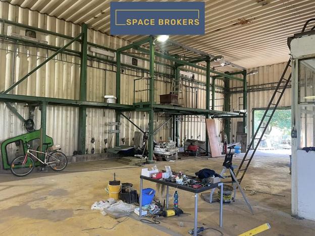 Pronájem skladu, Panenské Břežany, 234 m2