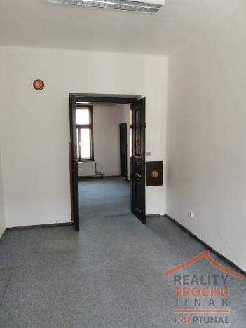 Pronájem kanceláře, Hradec Králové, Pospíšilova, 36 m2