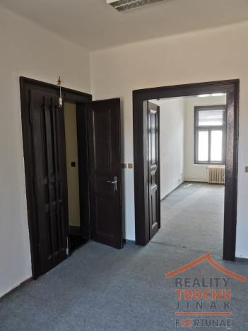 Pronájem kanceláře, Hradec Králové, Pospíšilova, 36 m2