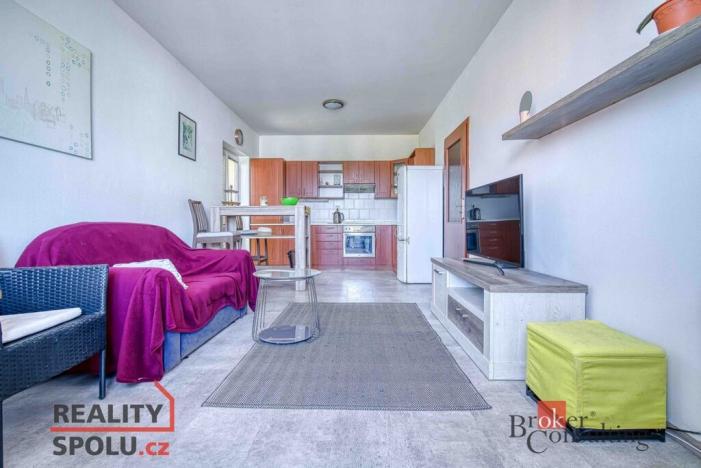 Pronájem bytu 2+kk, Mratín, Brandýská, 44 m2