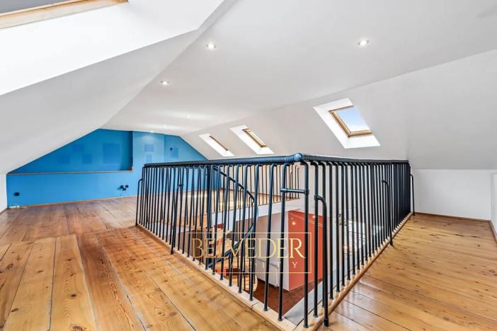 Prodej atypického bytu, Teplice, Krupská, 180 m2