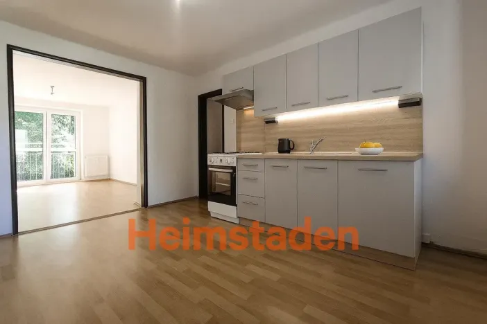 Pronájem bytu 2+1, Karviná - Nové Město, Erbenova, 50 m2