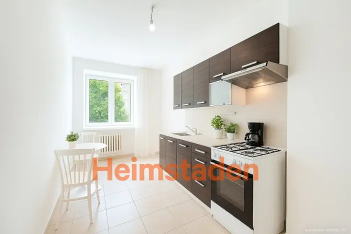 Pronájem bytu 1+kk, Havířov - Město, Hlavní třída, 38 m2