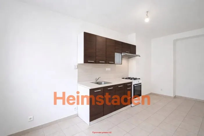 Pronájem bytu 1+kk, Havířov - Město, Hlavní třída, 38 m2