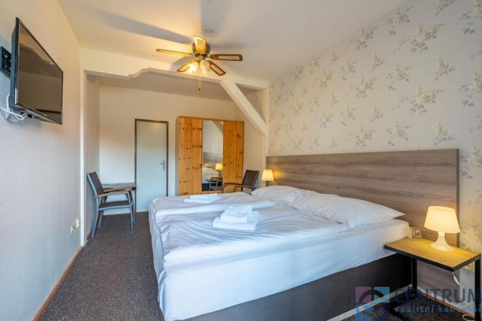 Prodej ubytování, Svoboda nad Úpou, 5. května, 1050 m2