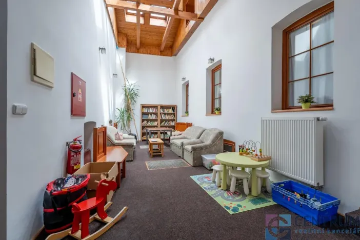 Prodej ubytování, Svoboda nad Úpou, 5. května, 1050 m2