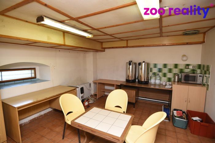 Prodej výrobních prostor, Libějovice, 1065 m2