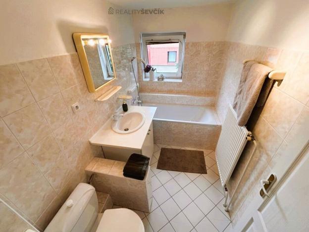 Prodej rodinného domu, Hluboká nad Vltavou, Mánesova, 338 m2