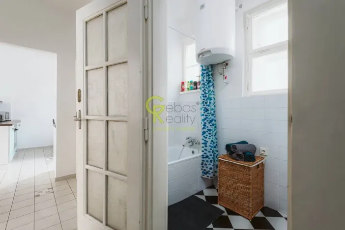 Pronájem bytu 2+1, Praha - Nové Město, Ve Smečkách, 60 m2