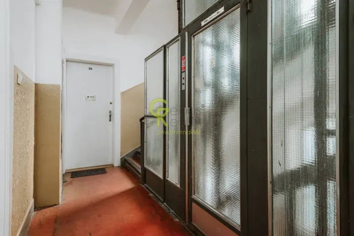 Pronájem bytu 2+1, Praha - Nové Město, Ve Smečkách, 60 m2