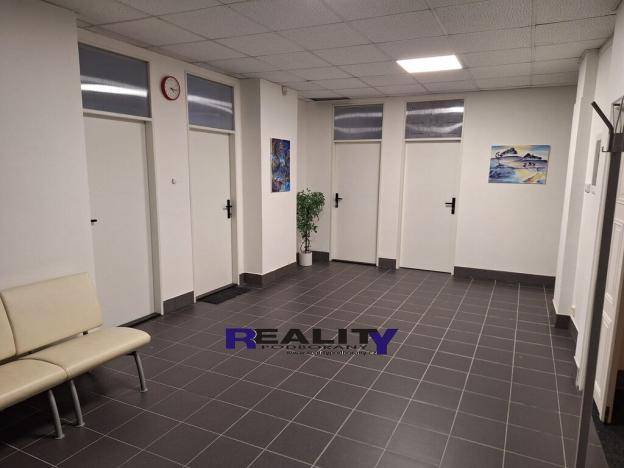 Pronájem kanceláře, Žatec, náměstí Svobody, 20 m2