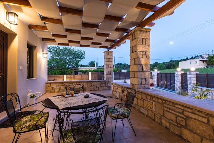 Prodej vily, Roustika, Řecko, 180 m2