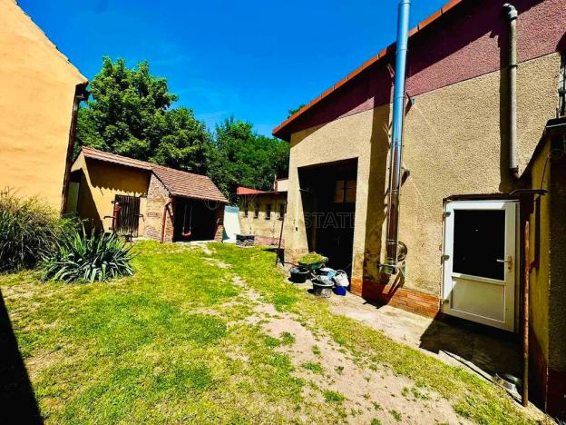 Prodej rodinného domu, Tlučná, Hlavní, 220 m2