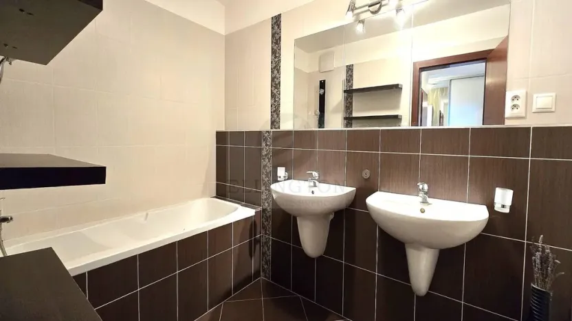 Pronájem bytu 2+kk, Praha - Hrdlořezy, Nad Smetankou, 65 m2