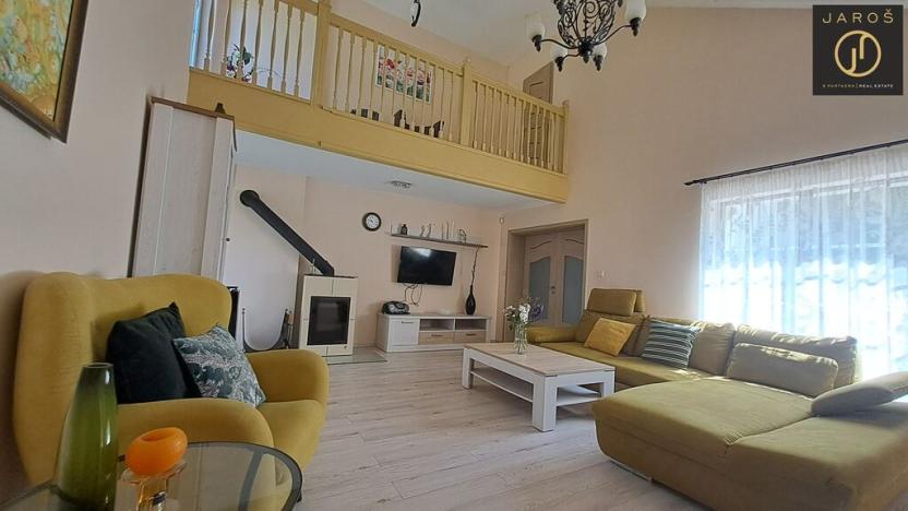Prodej rodinného domu, Karlovy Vary, Sopečná, 350 m2