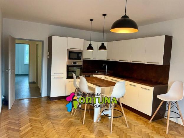 Pronájem bytu 3+kk, České Budějovice, Šumavská, 78 m2