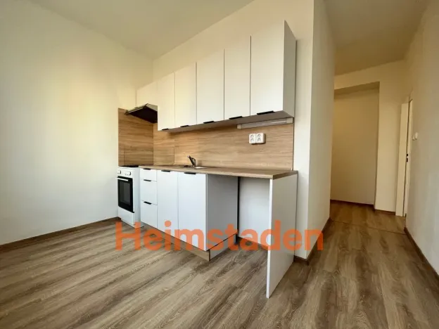 Pronájem bytu 2+1, Karviná - Nové Město, Holubova, 51 m2