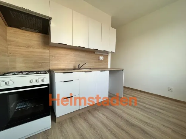 Pronájem bytu 2+1, Karviná - Nové Město, Holubova, 51 m2