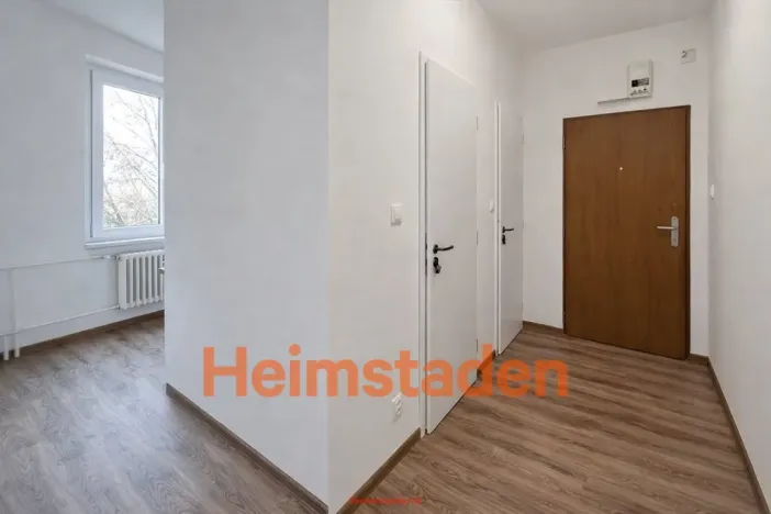 Pronájem bytu 2+1, Karviná - Nové Město, Holubova, 51 m2