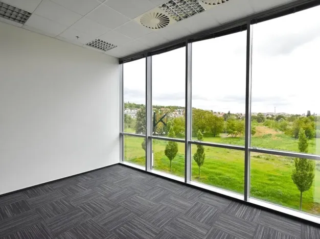 Pronájem kanceláře, Praha - Stodůlky, Bucharova, 2870 m2
