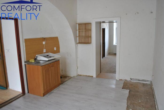 Prodej rodinného domu, Loužnice, 561 m2