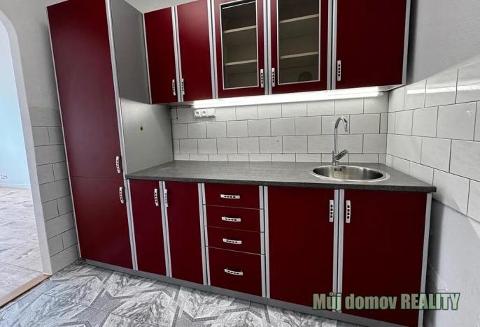 Pronájem bytu 2+kk, Praha - Letňany, Letovská, 44 m2