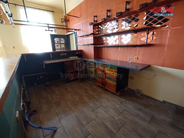 Prodej obchodního prostoru, Frenštát pod Radhoštěm, Střelniční, 450 m2