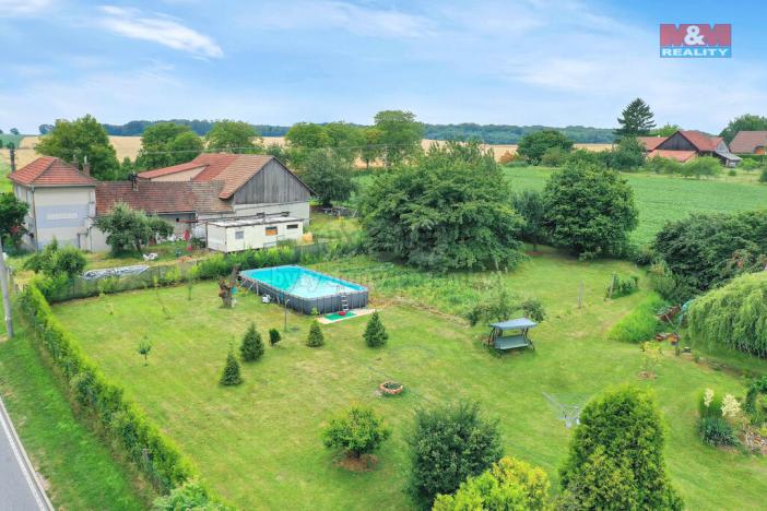 Prodej pozemku pro bydlení, Češov, 850 m2