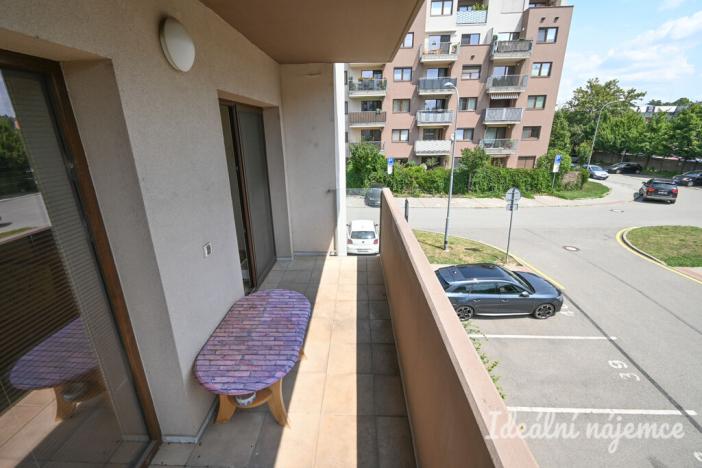 Pronájem bytu 1+kk, Brno - Slatina, Kigginsova, 40 m2