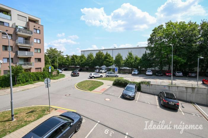 Pronájem bytu 1+kk, Brno - Slatina, Kigginsova, 40 m2