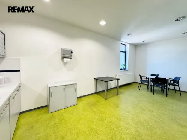 Pronájem kanceláře, Písek - Pražské Předměstí, Vladislavova, 650 m2