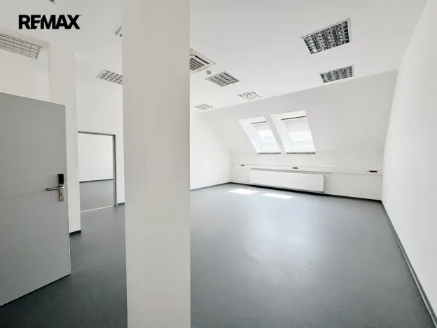 Pronájem kanceláře, Písek - Pražské Předměstí, Vladislavova, 65 m2