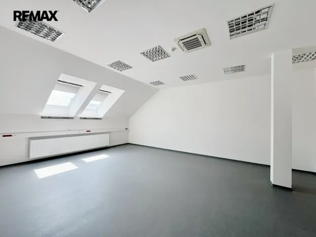 Pronájem kanceláře, Písek - Pražské Předměstí, Vladislavova, 65 m2