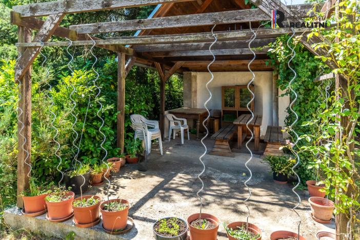 Prodej rodinného domu, Jevišovice, 420 m2