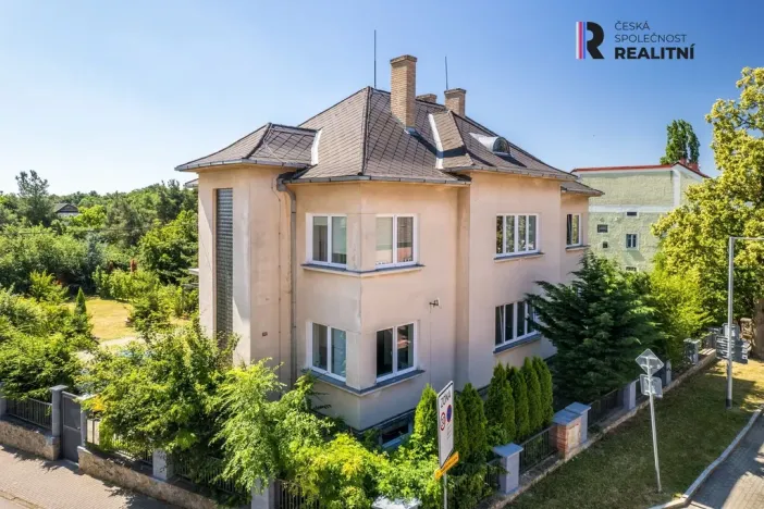 Prodej rodinného domu, Jevišovice, 420 m2