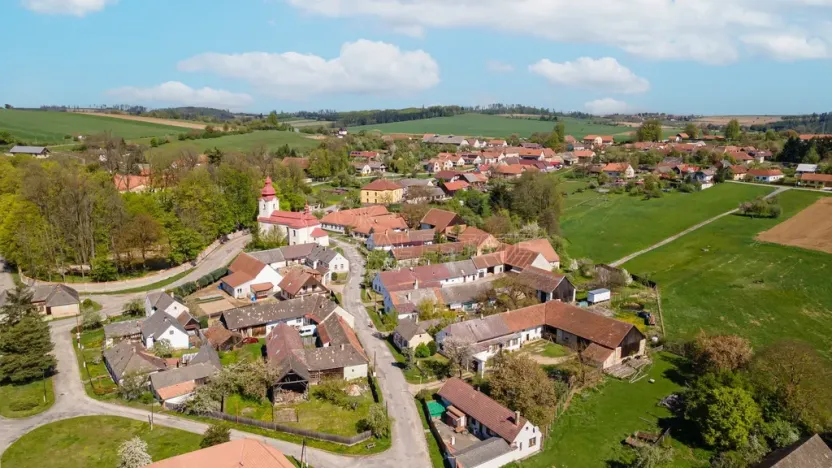 Prodej zemědělské usedlosti, Krasonice, 730 m2