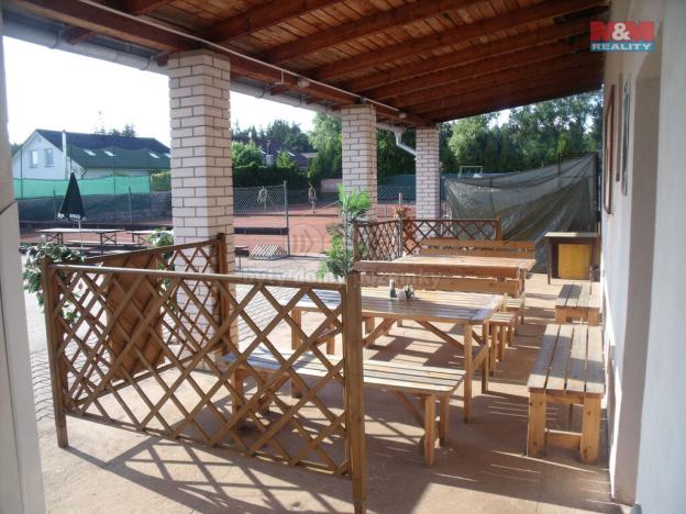 Prodej obchodního prostoru, Babice, Sportovní, 650 m2