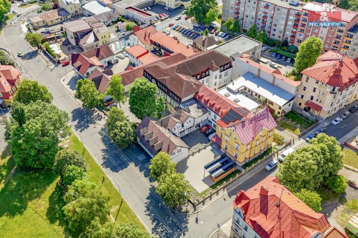 Prodej obchodního prostoru, Mariánské Lázně, Hlavní třída, 932 m2