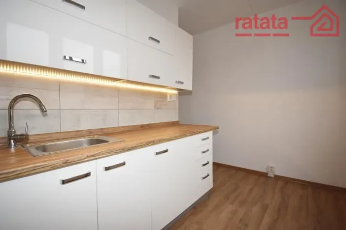 Pronájem bytu 2+1, Chomutov, Zahradní, 60 m2