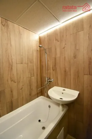 Pronájem bytu 2+1, Chomutov, Zahradní, 60 m2