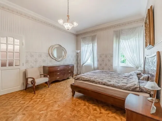 Prodej bytu 4+1, Praha - Vinohrady, Uruguayská, 165 m2