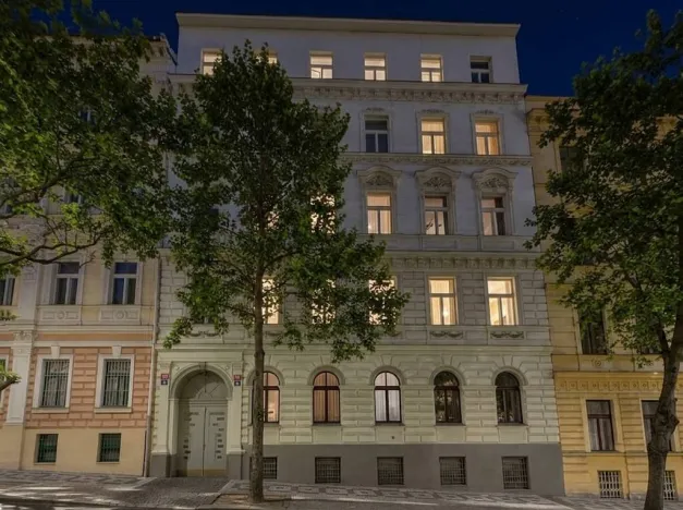 Prodej bytu 4+1, Praha - Vinohrady, Uruguayská, 165 m2