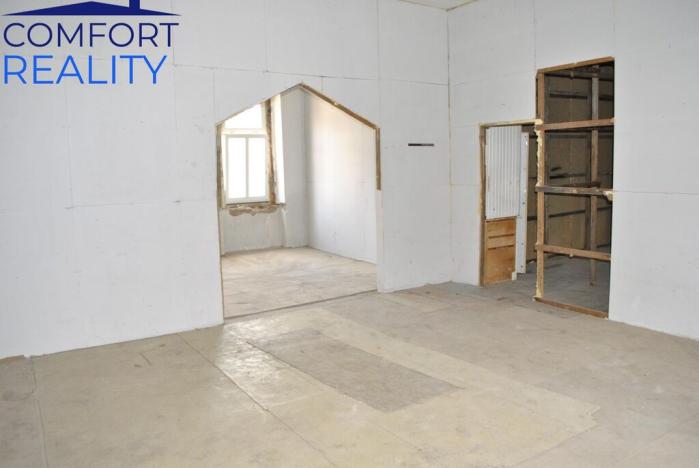 Prodej rodinného domu, Chomle, 265 m2