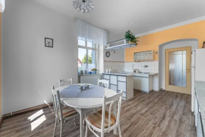 Prodej rodinného domu, Žatec - Záhoří, 382 m2