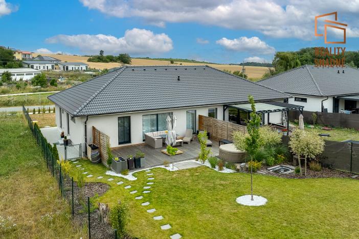 Prodej rodinného domu, Slaný - Netovice, 98 m2